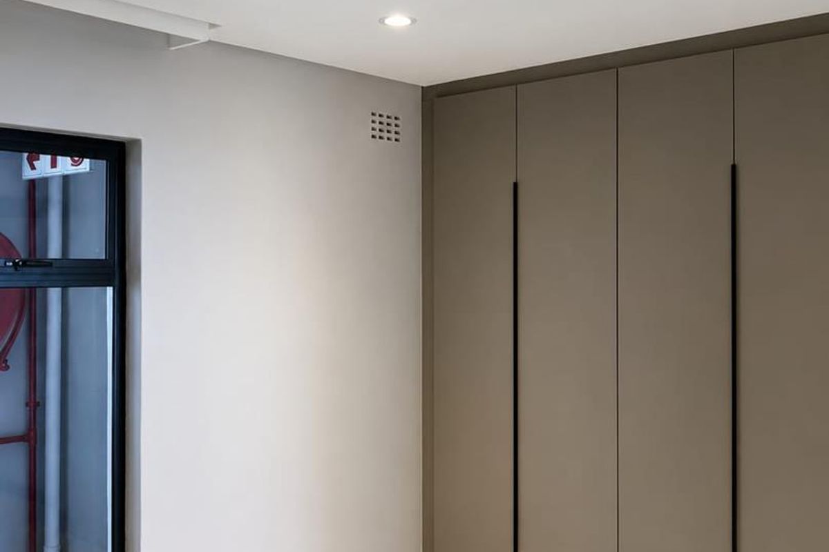 Modern 2 Bedroom/2 Bathroom to Let - Photo 5