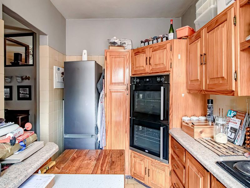 Attractive lock-up-and-go - Photo 10