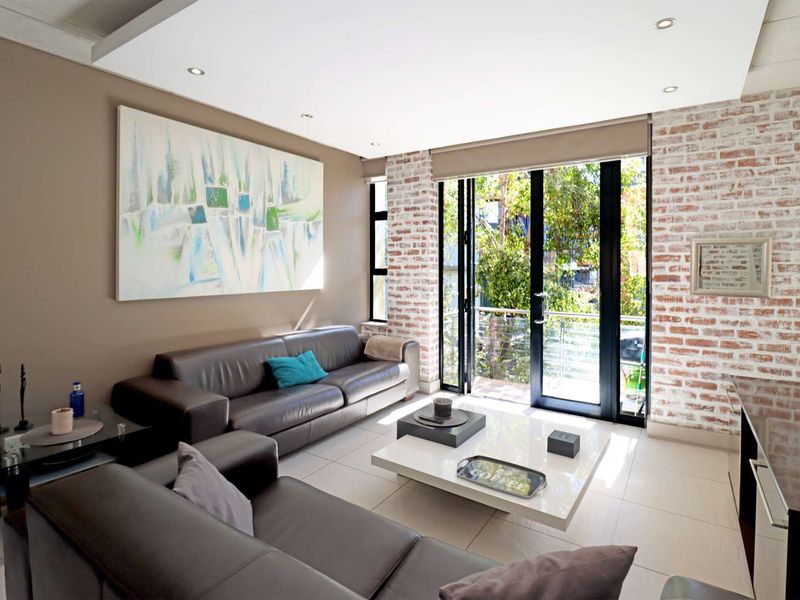 Stylish Furnished 2 Bed Apartment in Melrose Arch with backup power - Photo 7