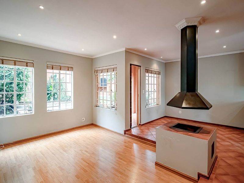 2 bedroom duplex in secure complex in Sterrewag - Photo 6