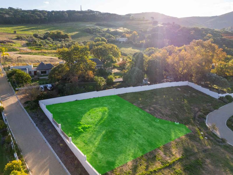 Build your Dream Home on a Premium Corner Stand in Laborie et Picardie Estate, One of Paarl's Best-located Estates - Photo 5