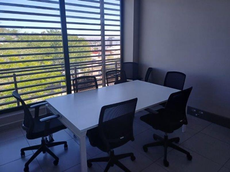 A-Grade Office Space To Let - Photo 1