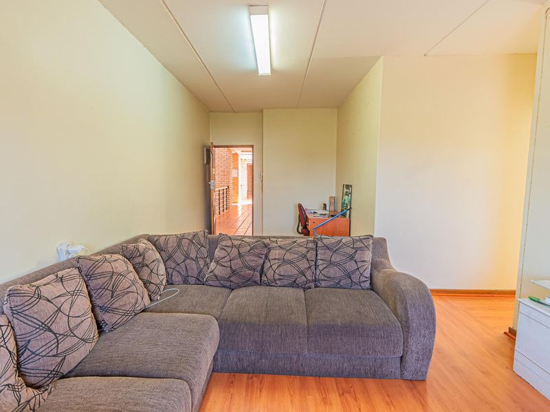 Prime 1-Bedroom in Hatfield - Ideal for Students & Pros!" - Photo 7