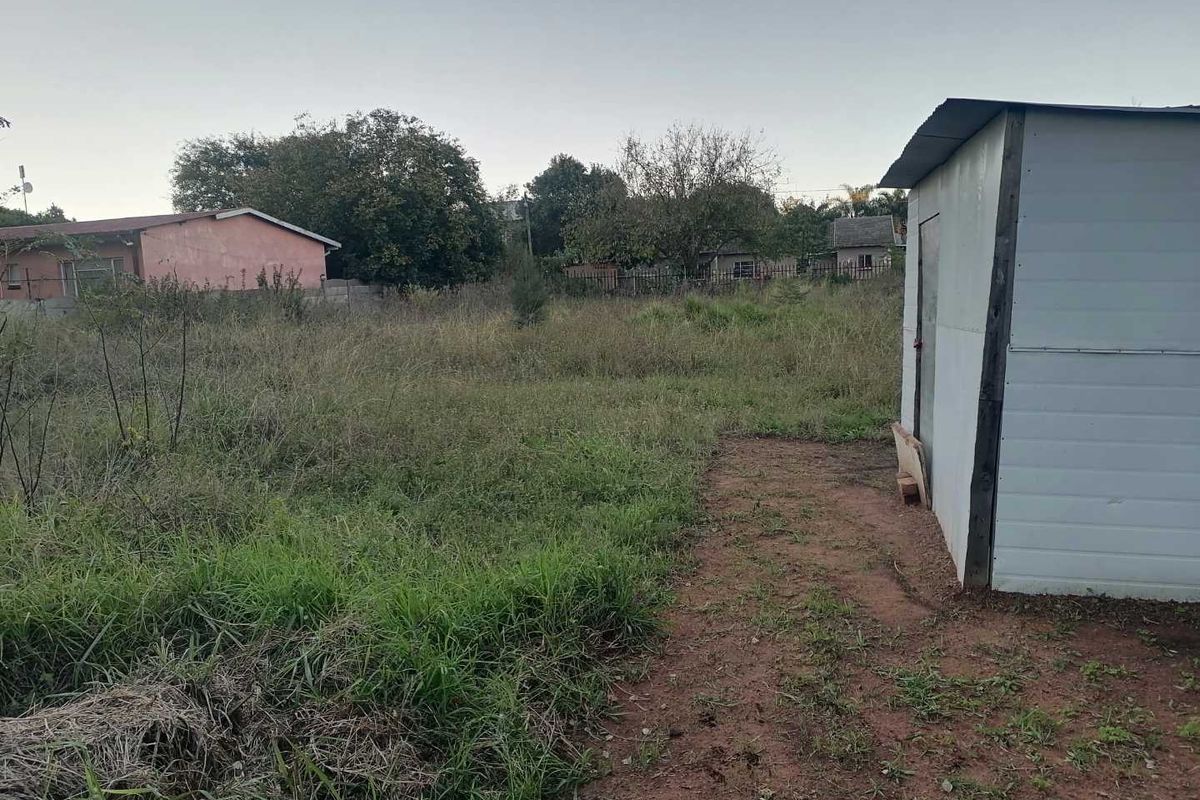 An exceptional opportunity to build your dream home on a 1103m2 stand. - Photo 2