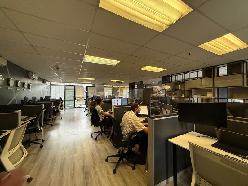 Prime Ground Floor Office Space Available for Lease in Upper Grosvenor Office Park, Sandton - Photo 6