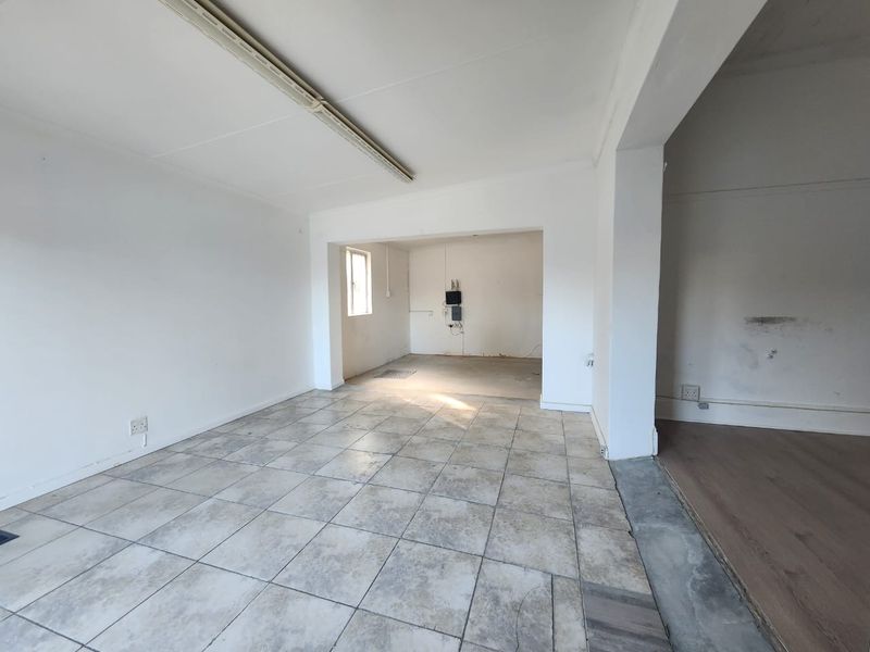 Versatile Open-Plan Office Space in the Heart of Walmer - Photo 6