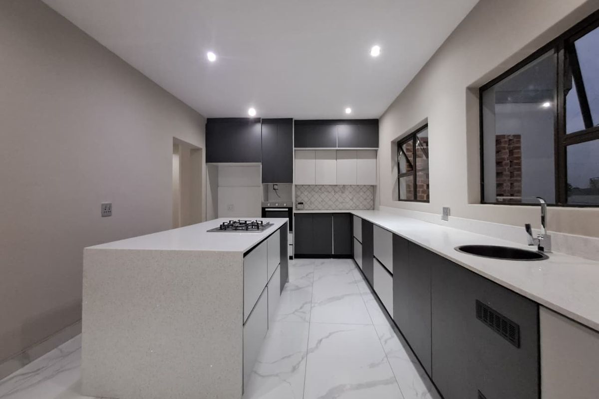 Modern Home for Sale in Liefde en Vrede - Photo 4