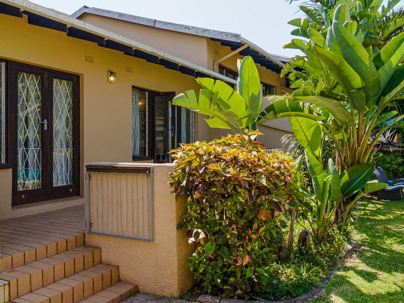 Furnished ground floor and on the beach - Photo 3