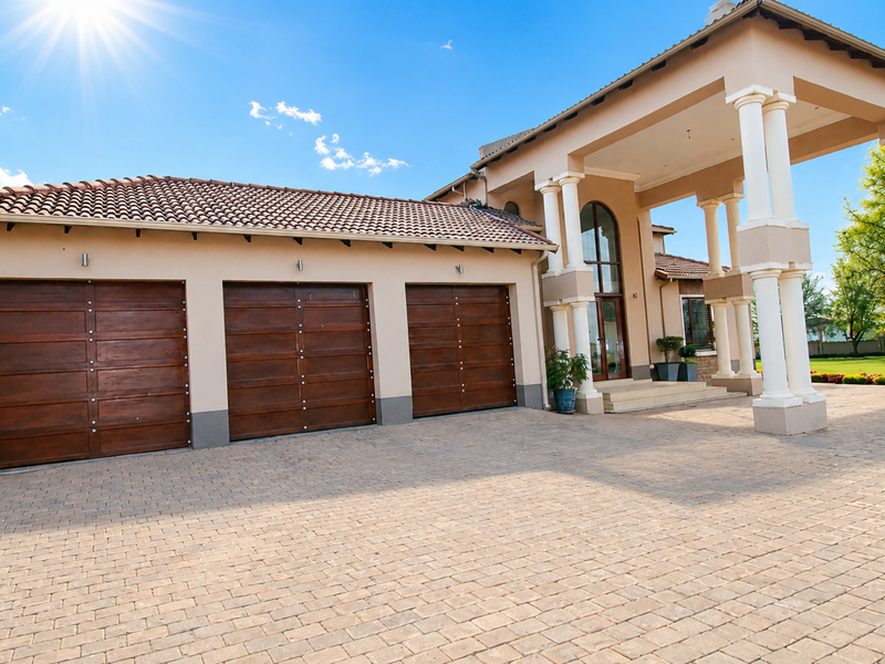 5 Bedroom house for sale in Raslouw, Centurion - Photo 3