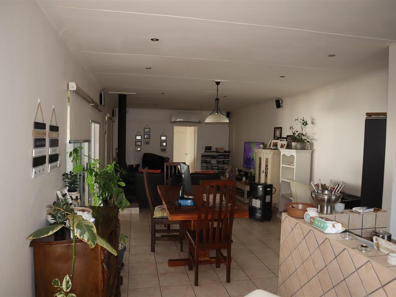 Not to be missed, 1 level Townhouse in popular complex for sale. - Photo 5