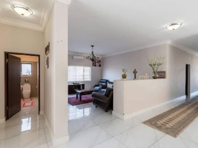 For Sale - Auasblick mansion - Photo 3