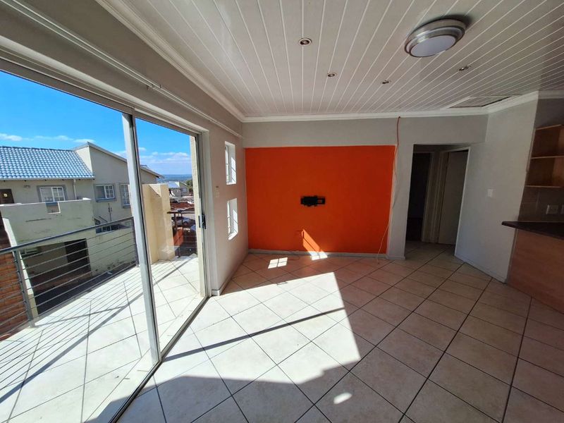 2 Bedroom 2 Bathroom - Photo 6