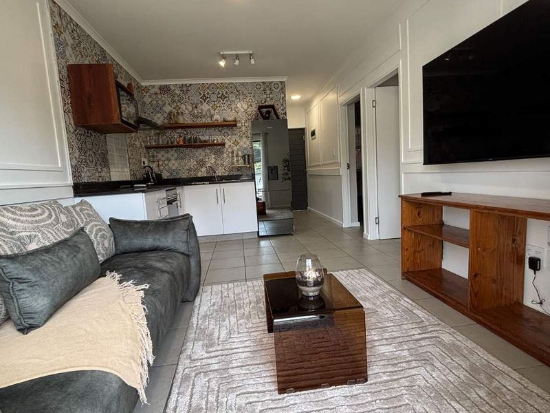 Furnished Modern Apartment for Rent at The Woods Estate - Photo 9