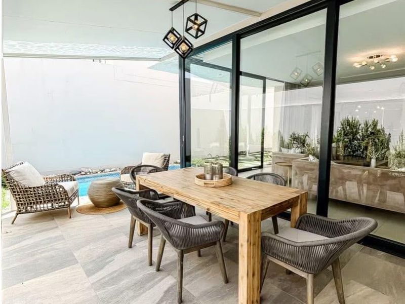 Fully Furnished Townhouse To Let - Photo 9