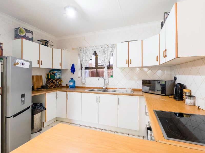 Pet friendly face brick simplex - Photo 9