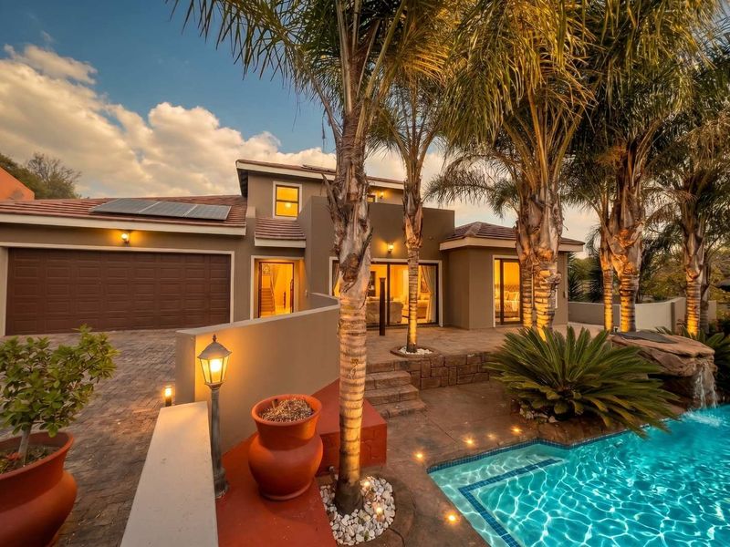 Stunning Four Bedroom Home in Excellent Estate, The Ultimate in Lifestyle Living - Photo 2