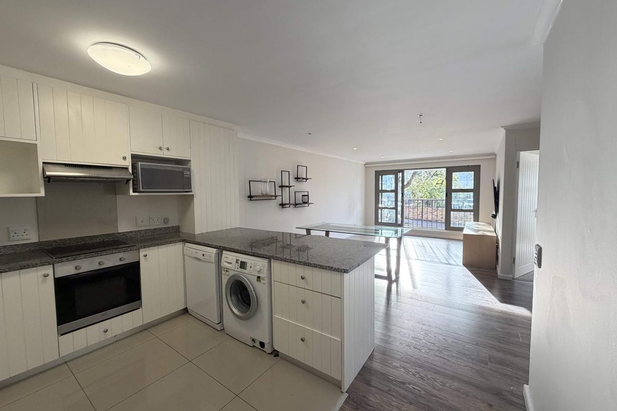 Light, Space and Lifestyle in the Heart of Claremont - Photo 4