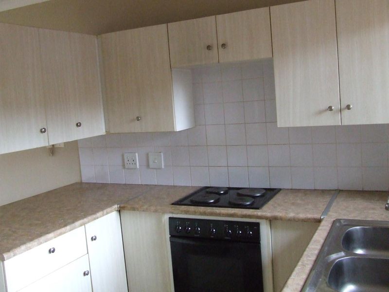 2 BEDROOM UNIT TO RENT IN DOORNPOORT - Photo 9