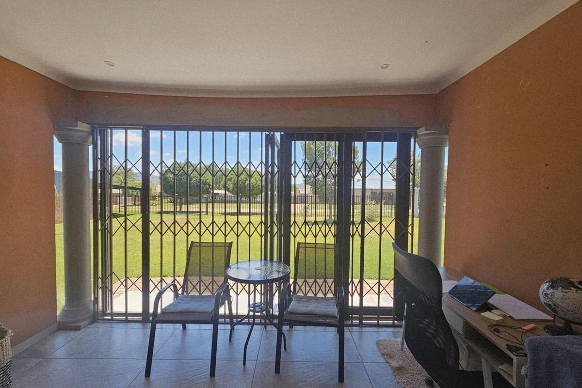 Modern Living & Income Potential: Multi-Unit Gem! - Photo 5