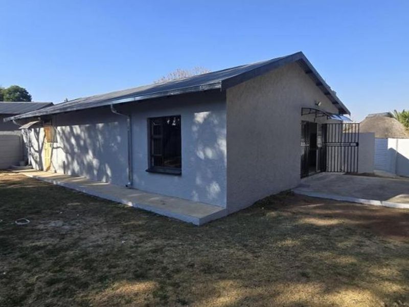 House for Rent in Fairleads Benoni - Photo 2
