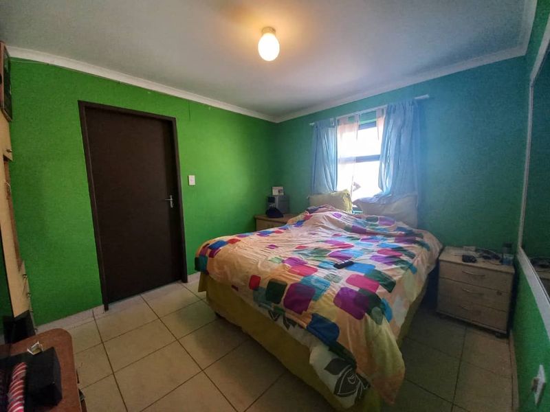 Kuisebmond, Walvis Bay:  Home with 3 Flats if for Sale - Photo 7