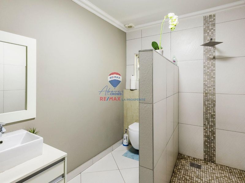 Beautiful Sea Front House Swakopmund - Photo 10