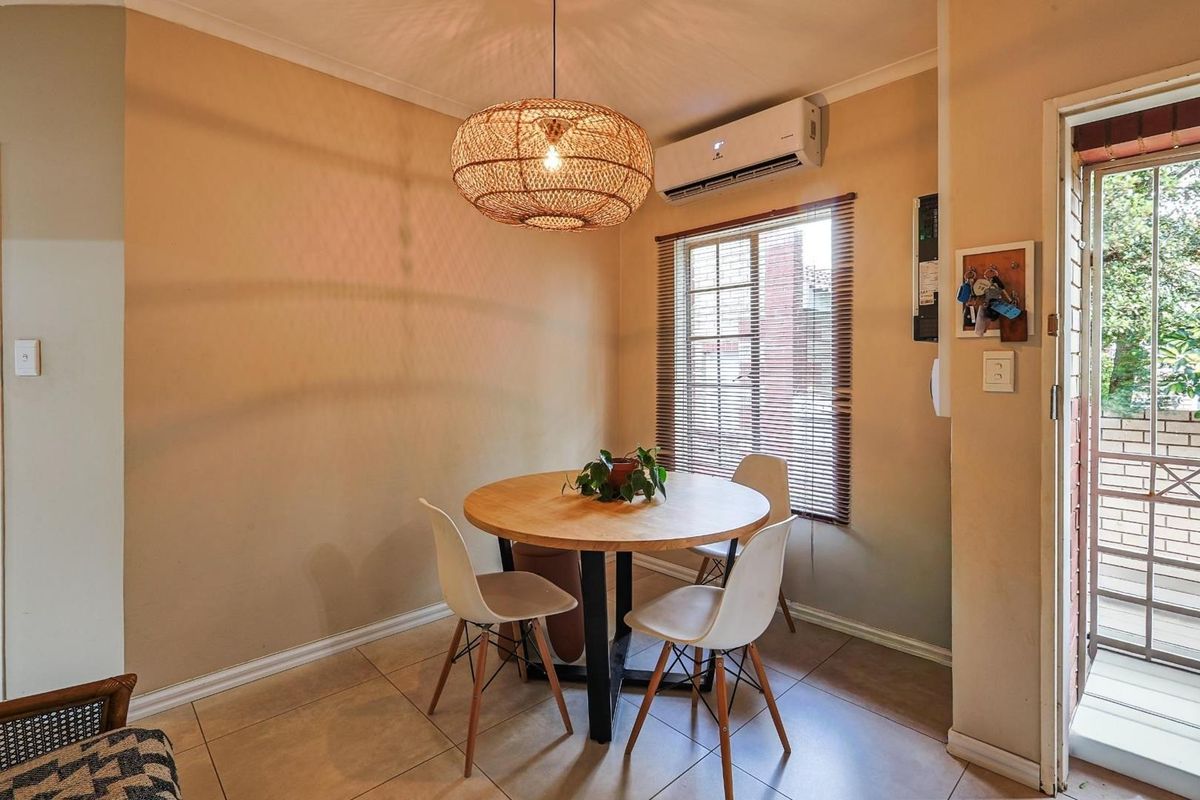 Move-In Ready Comfort in a Quiet Moreleta Park Complex. - Photo 3