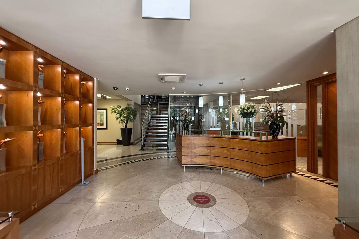 Ground Floor Office Space in Prime Illovo Location - Photo 5