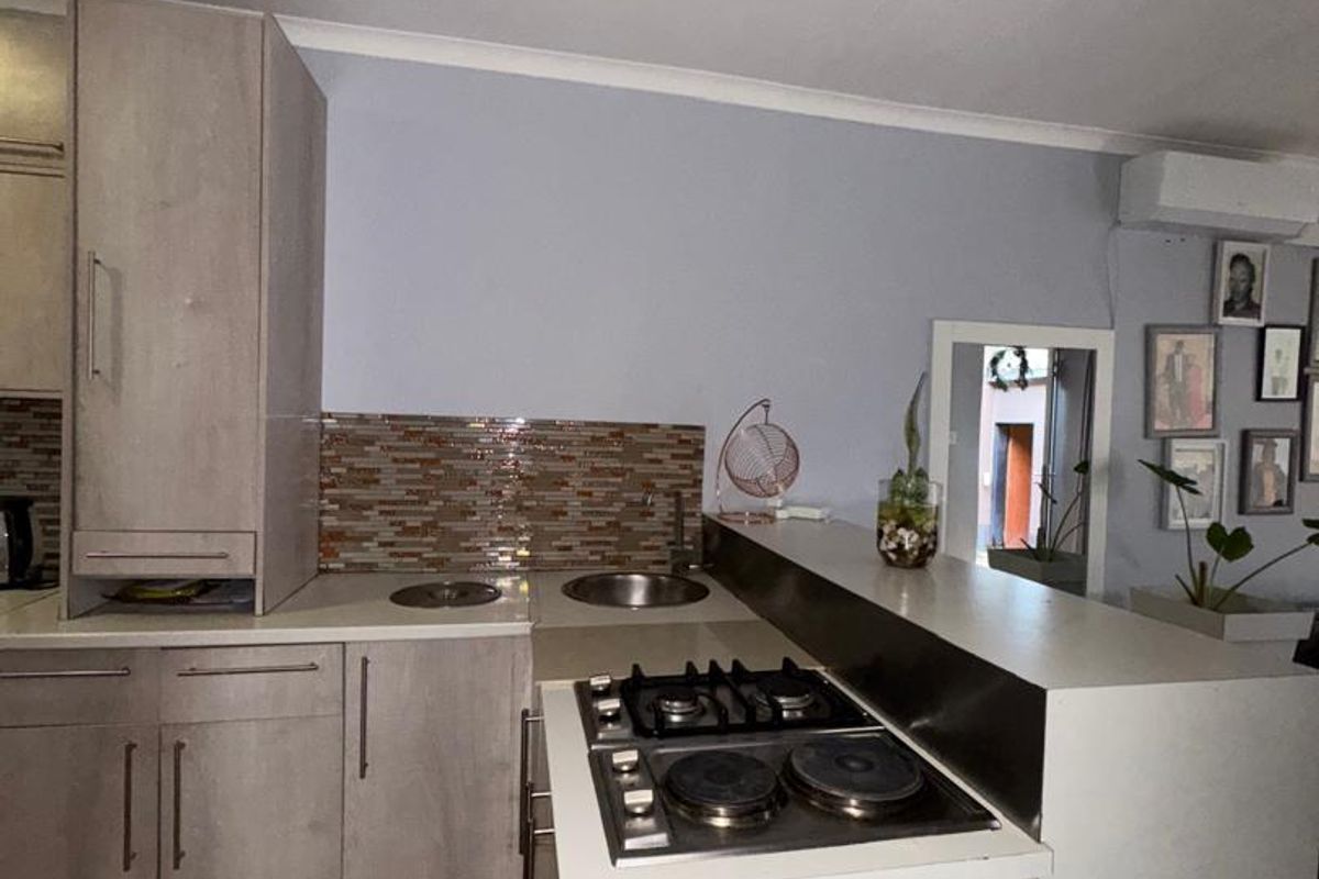 House for sale in Khomasdal - Photo 2