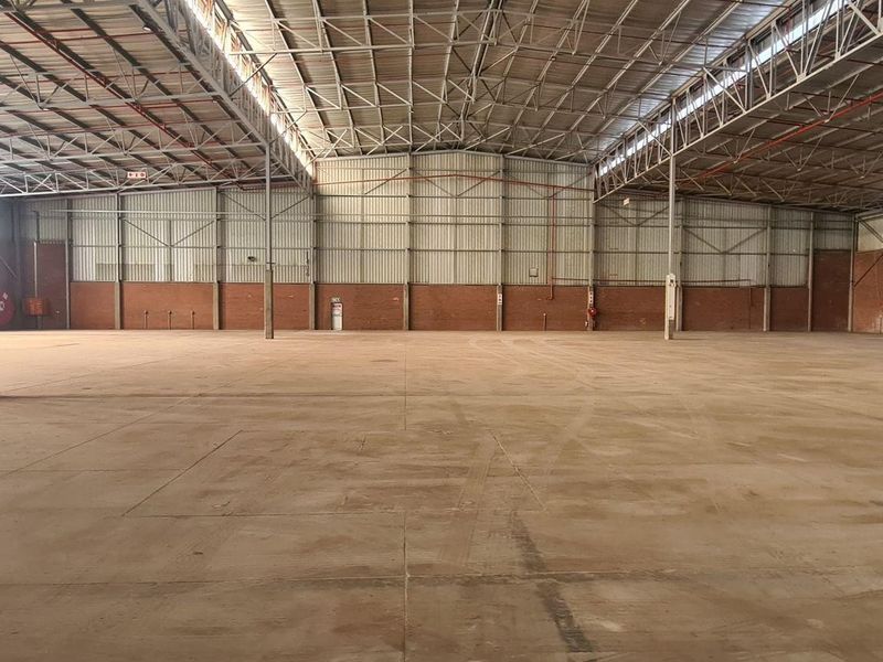 4 892m2 Pomona Warehouse To Let - Photo 5