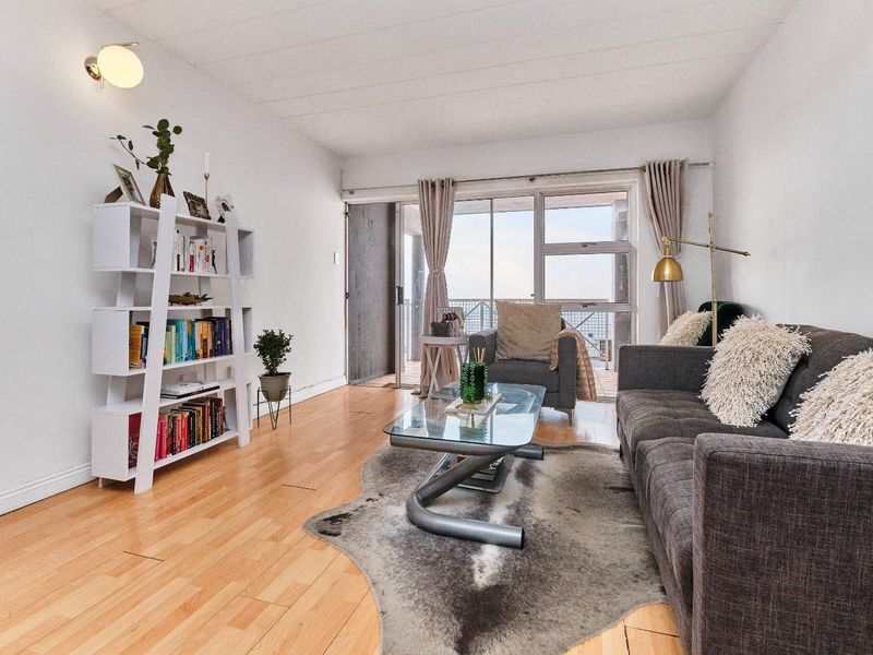 Apartment with a view in Northcliff - Photo 5