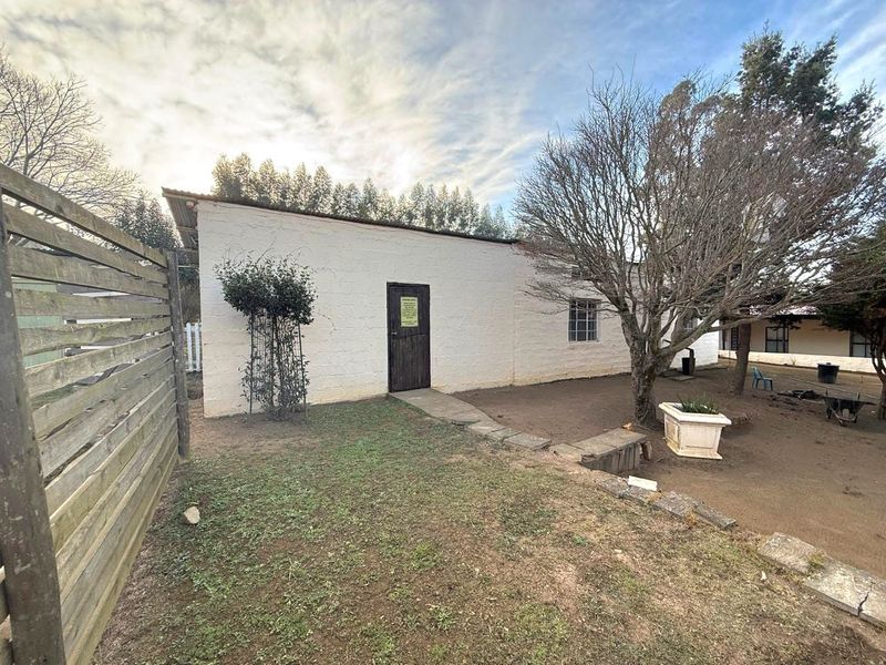 INCOME- GENERATING 2.2 HECTARES SMALLHOLDING IN DARGLE/ KZN MIDLANDS - Photo 5