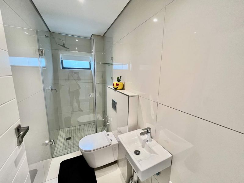 Hendra Estates - 6 Bedroom Townhouse for rental in izinga - Photo 8