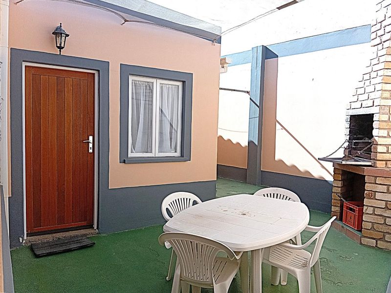 Former Guesthouse Investment Property for Sale, Lüderitz, Namibia - Photo 4
