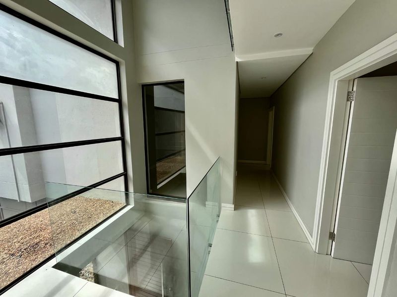 Hendra Estates - Pet Friendly Izinga Townhouse for rental - Photo 8