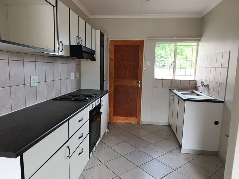 Own Your Flat in Pioniers Park - Photo 3