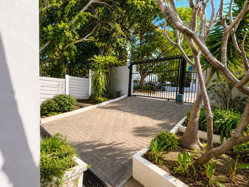 Eros family house for grabs!! - Photo 1