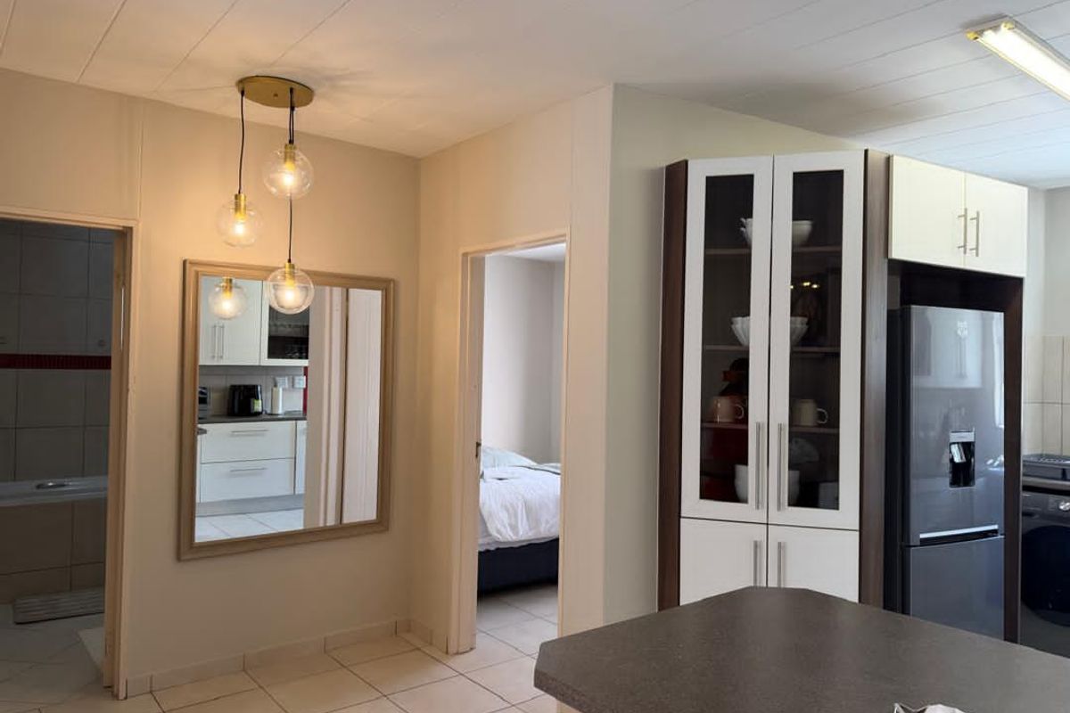 SUPER NEAT 2 BEDROOM FURNISH APARTMENT TO LET IN KLEINE KUPPE - Photo 2