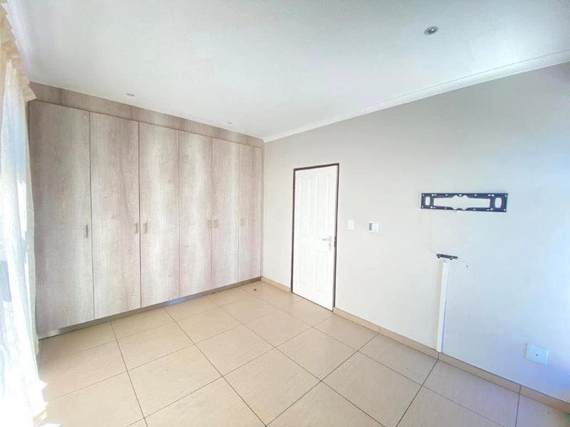 2 Bedroom Townhouse For Sale In Elisenheim - Photo 6