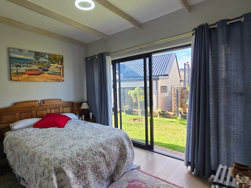Retirement Village in Hartland Lifestyle Estate - Photo 10