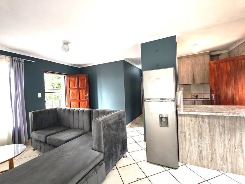 3 Bedroom House for Sale in  Cosmo City - Photo 10