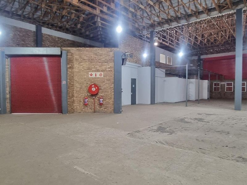 3 229m2 Waterfall Midrand Office/Warehouse Block To Let - Photo 8
