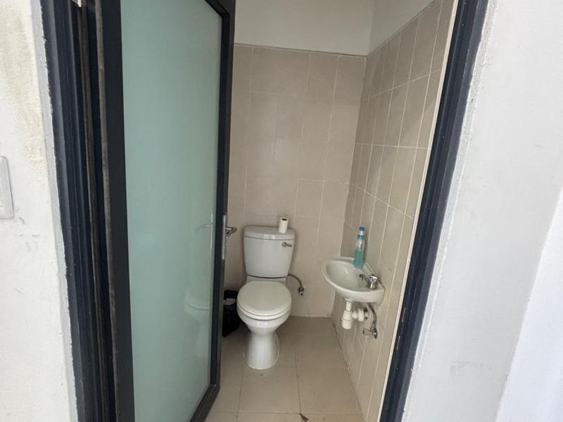 Industrial warehouse - Photo 7