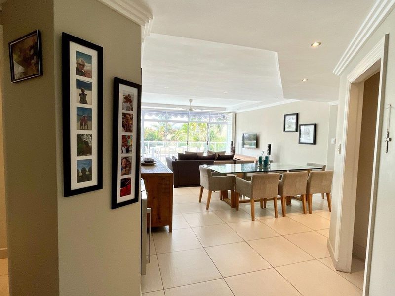 SPECTACULAR 3 BED APARTMENT in CENTRAL UMHLANGA - Photo 4