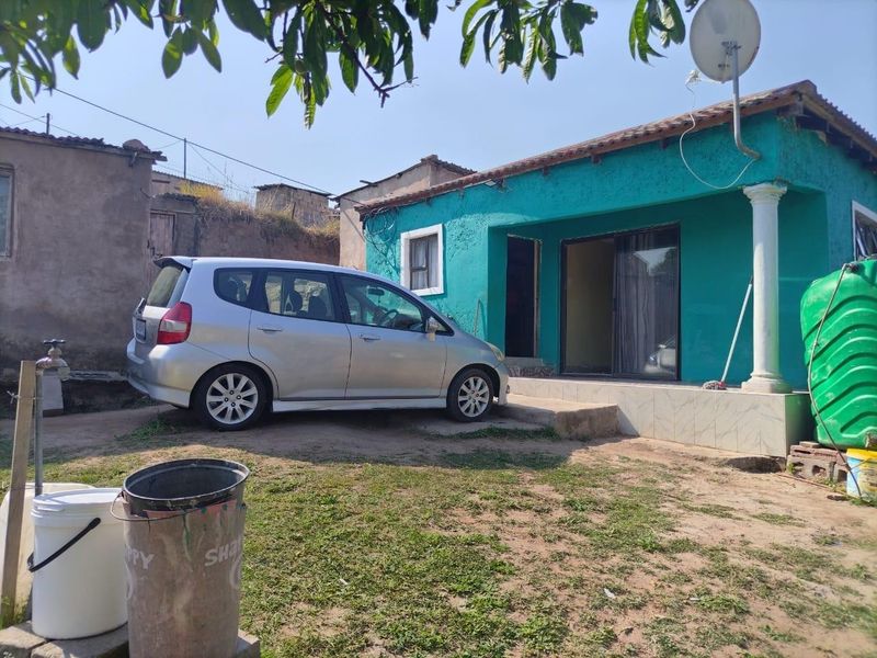 Welcome to your future home sweet home, nestled in the captivating locale of Luganda - Photo 9