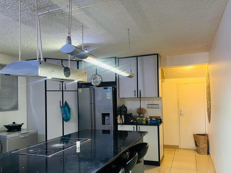 3 bedrooms Apartment in Durban Central - Photo 7