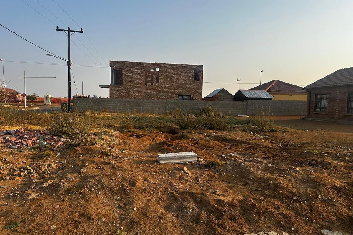Prime Corner Vacant Land for Sale in Mandela View - Photo 4
