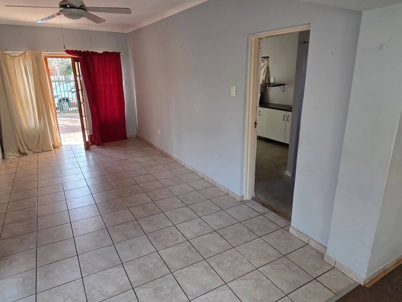 High-Demand Student Living – Low-Risk, High-Return Investment! - Photo 3