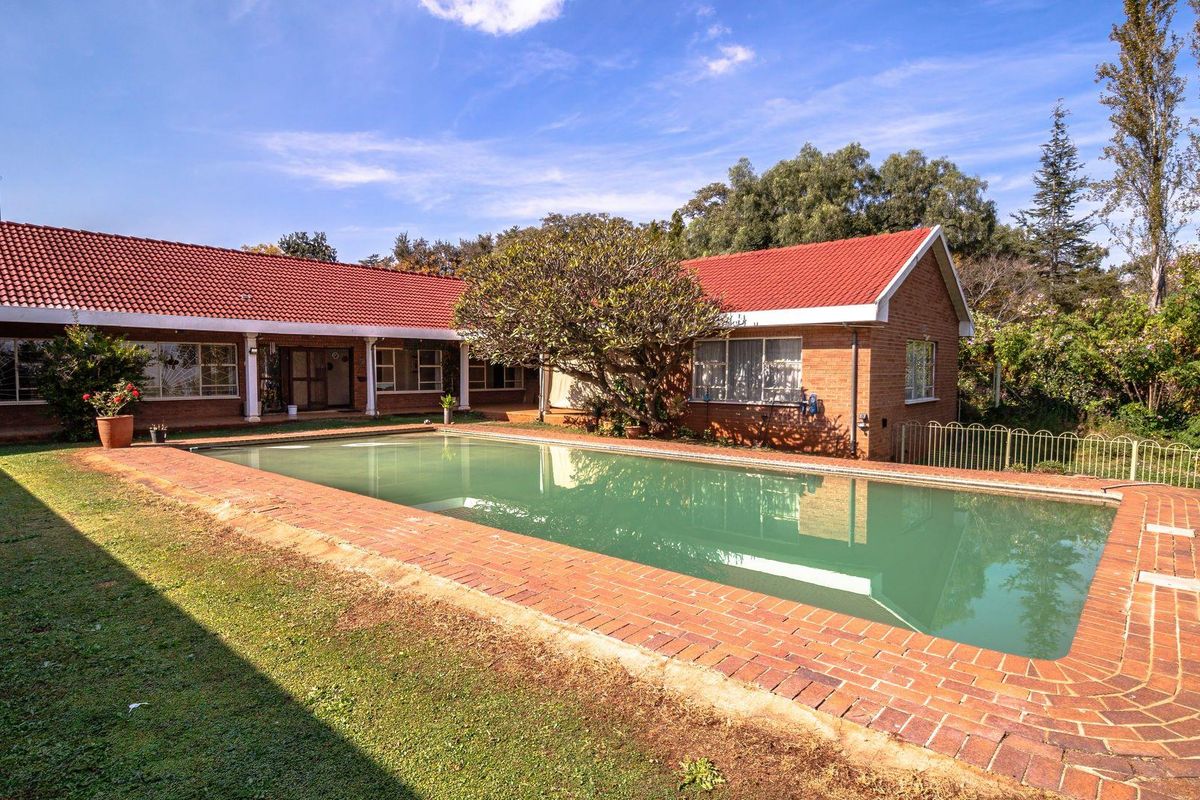 Farm with 6 properties for sale in Centurion - Photo 2