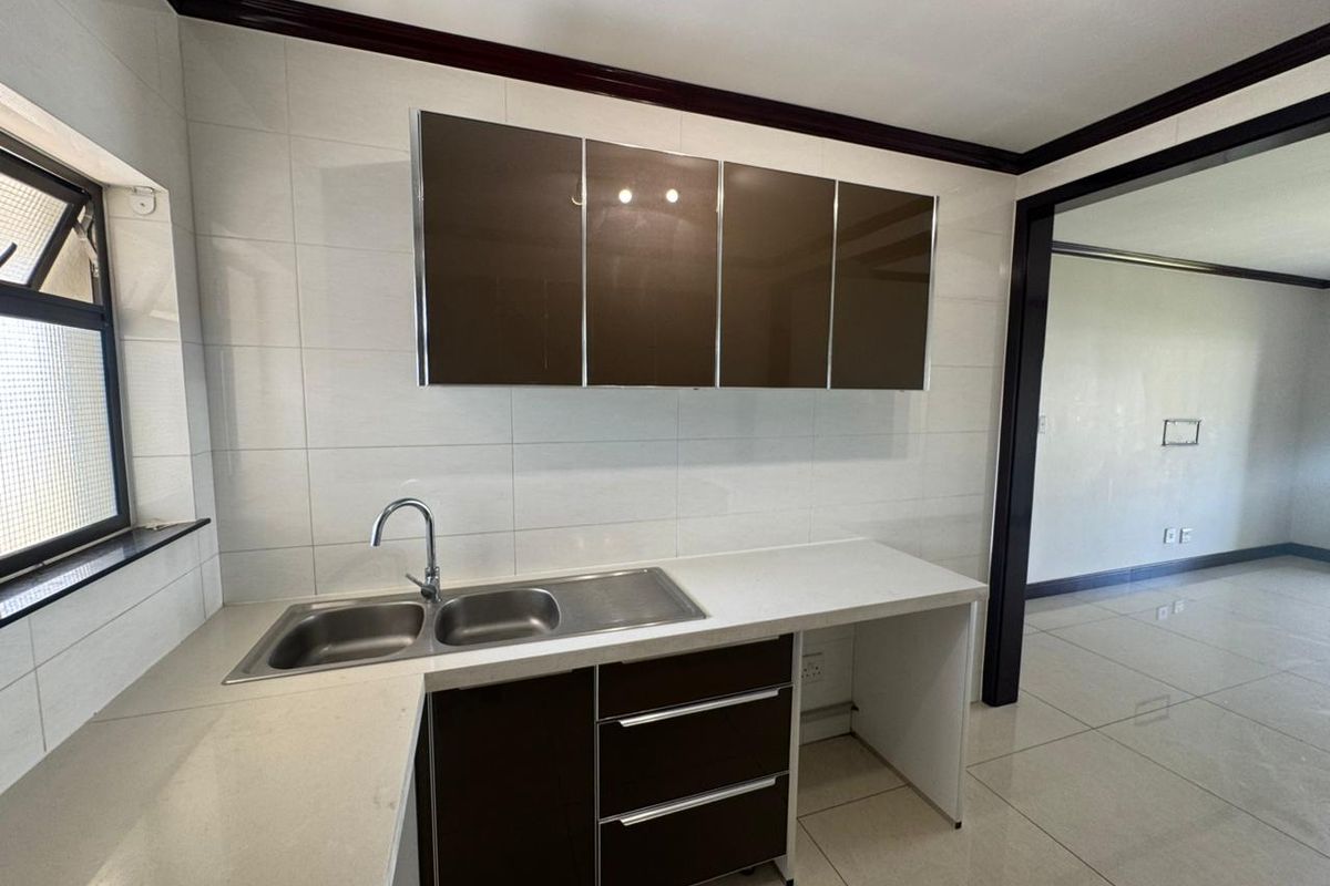 2 Bedroom Apartment For Sale in Craigavon - Photo 4